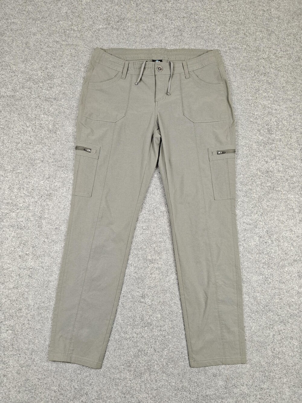 Kuhl Pants Womens 12 Short Gray Cargo Zip Hiking Travel Outdoor Drawstring